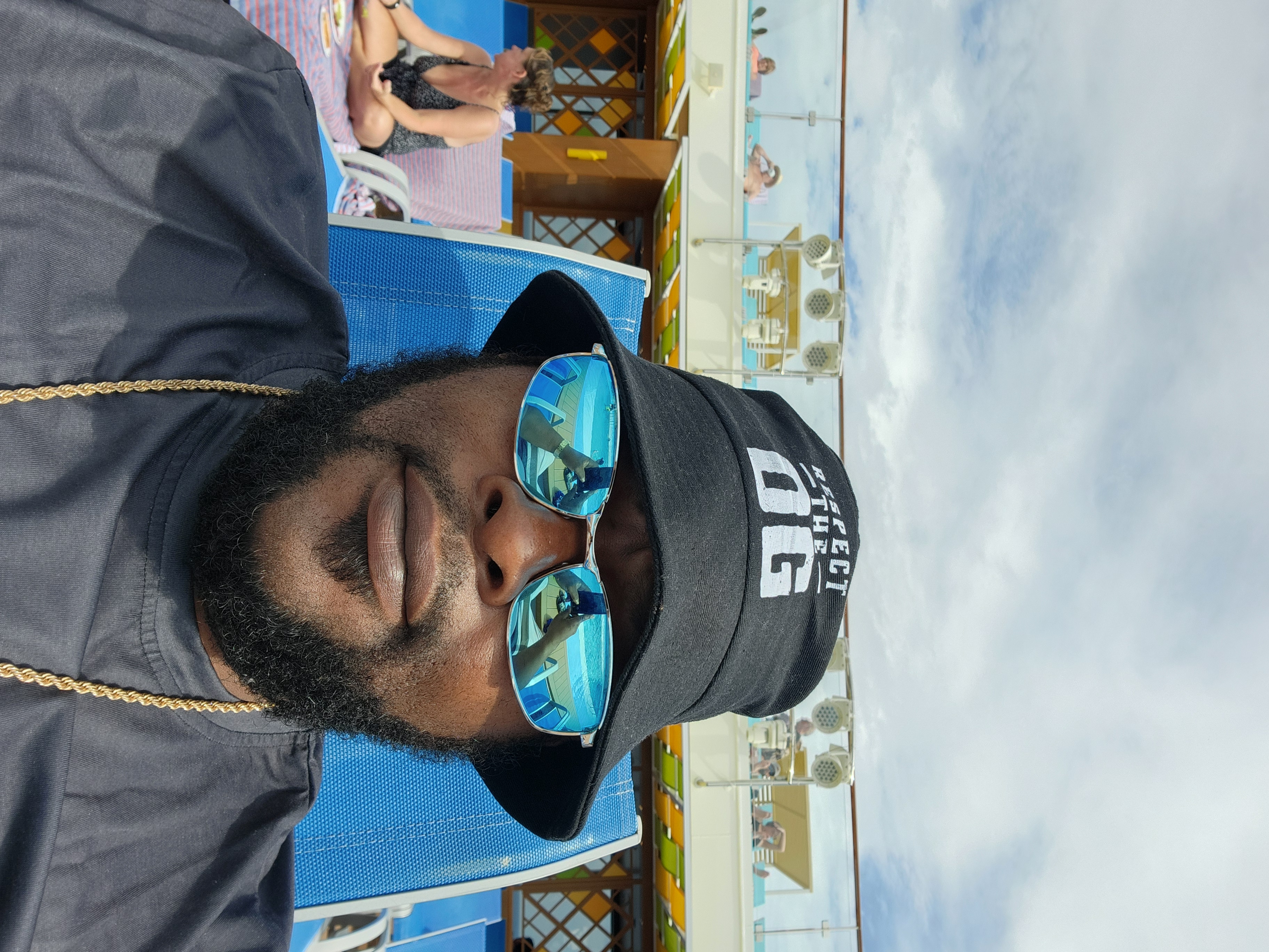 Cruising fun in the sun logo